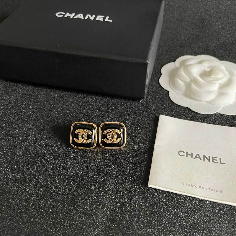 Chanel  Earring 04yxs04 (1)