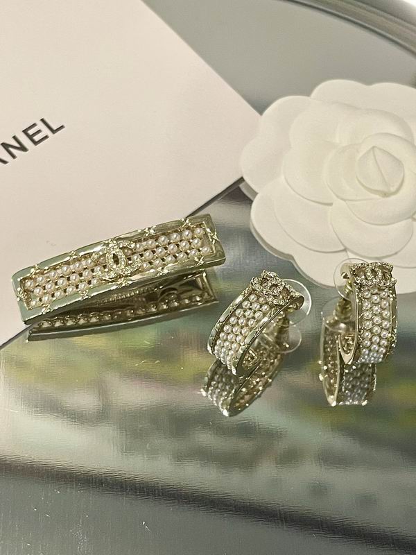 Chanel  Earring 04yxs454 (7)