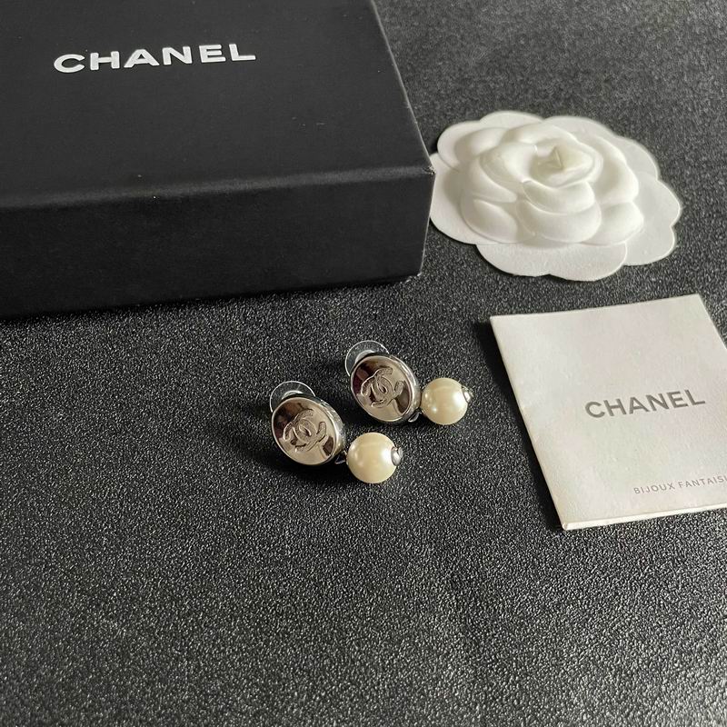 Chanel  Earring 04yxs463 (2)