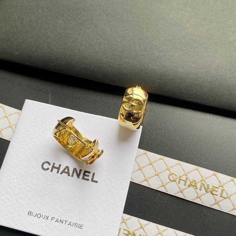 Chanel  Earring 04yxs470 (2)