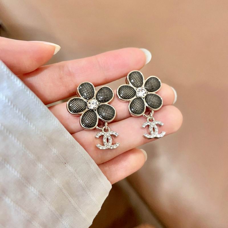Chanel  Earring 04yxs62 (15)