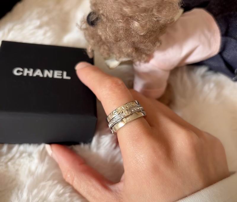 Chanel  Ring 03yxs22 (7)