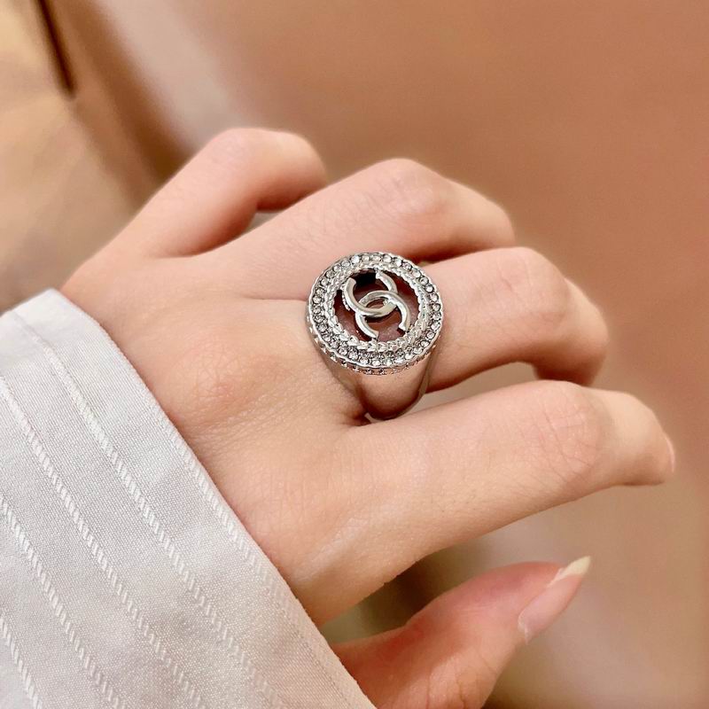 Chanel  Ring 04yxs32 (6)
