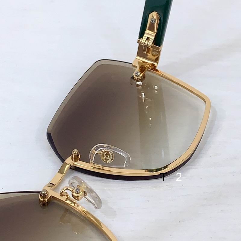 Chanel 5504 62 16-145 b08