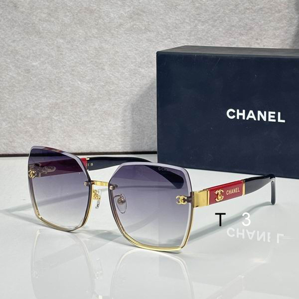 Chanel 5504 62 16-145 c03