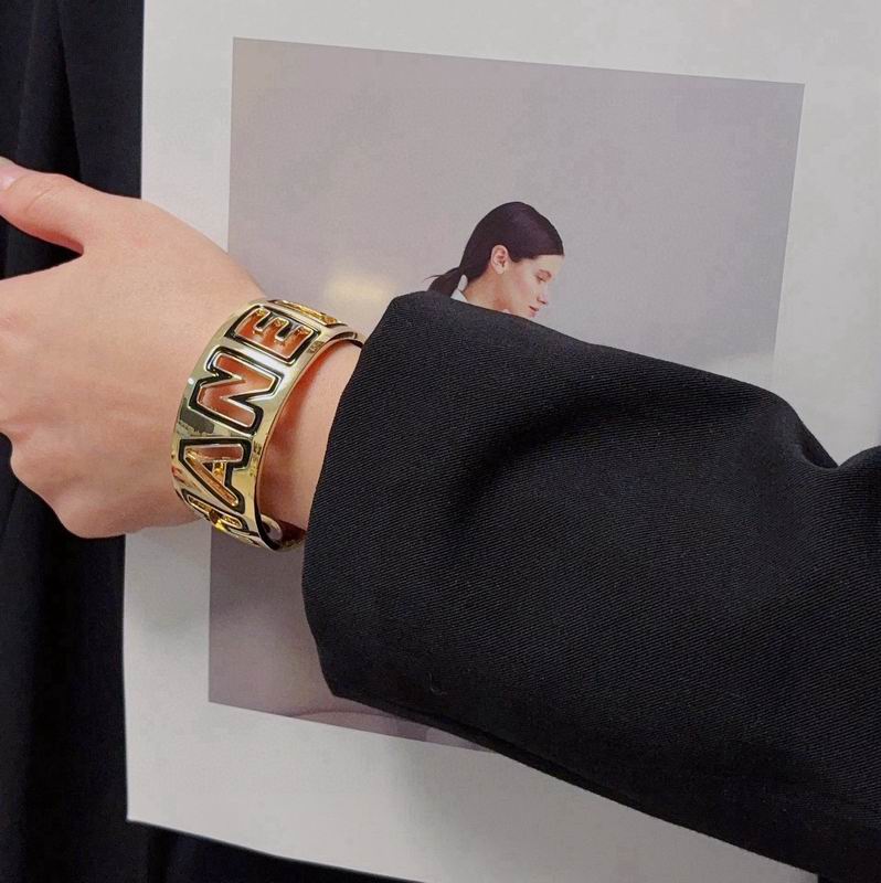 Chanel Bracelet 03yxs22 (9)
