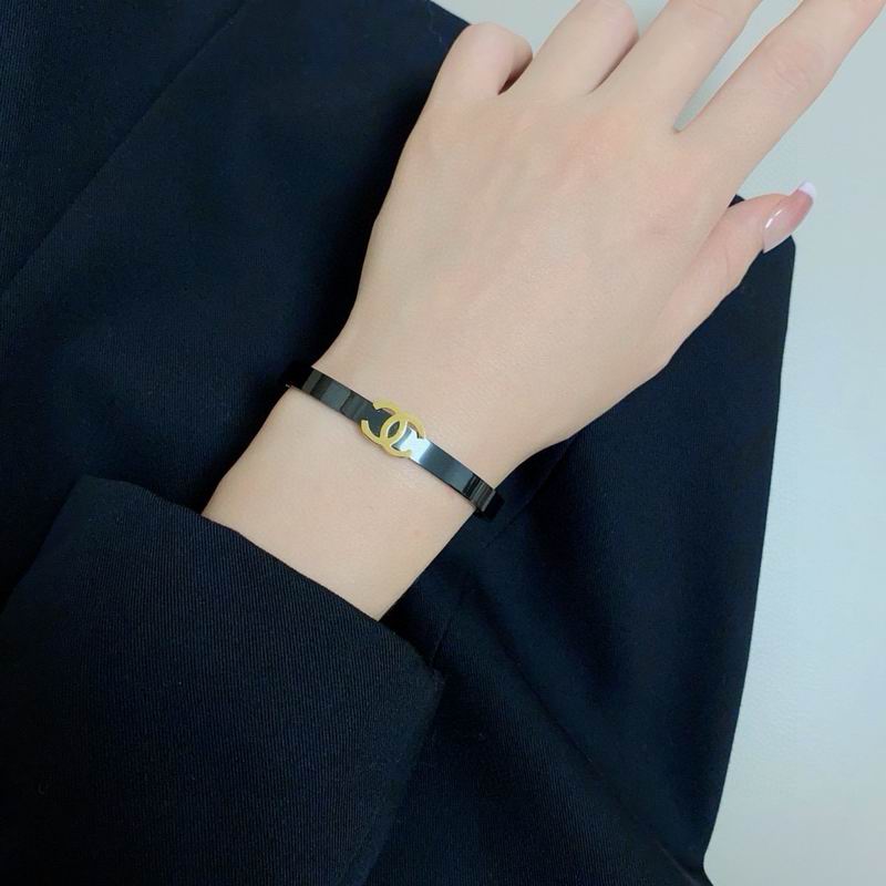 Chanel Bracelet 03yxs24 (8)