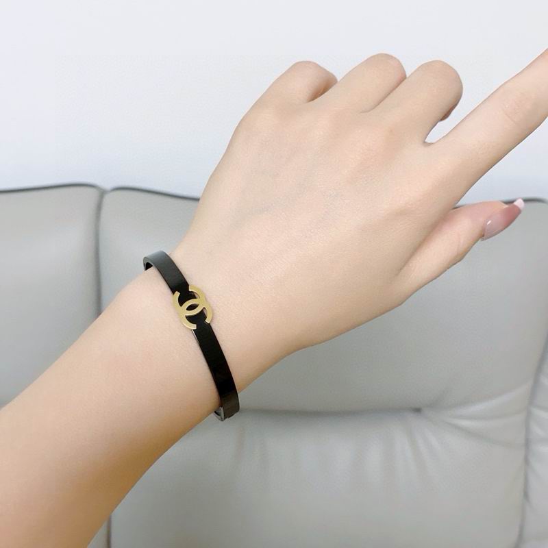 Chanel Bracelet 03yxs24 (9)