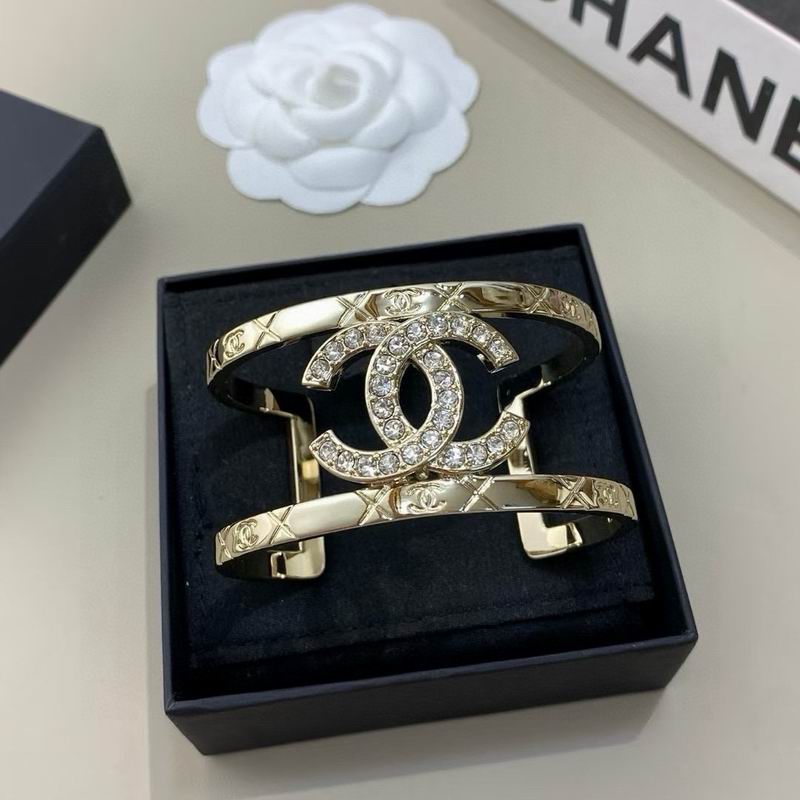 Chanel Bracelet 03yxs32 (6)