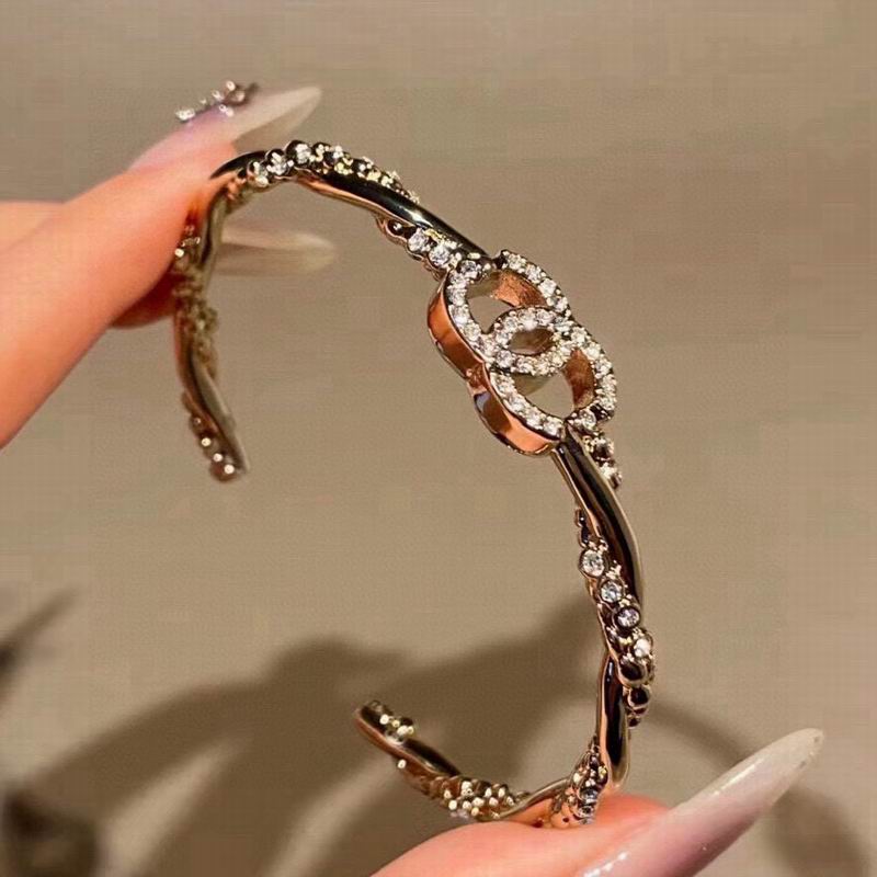 Chanel Bracelet 03yxs33 (2)