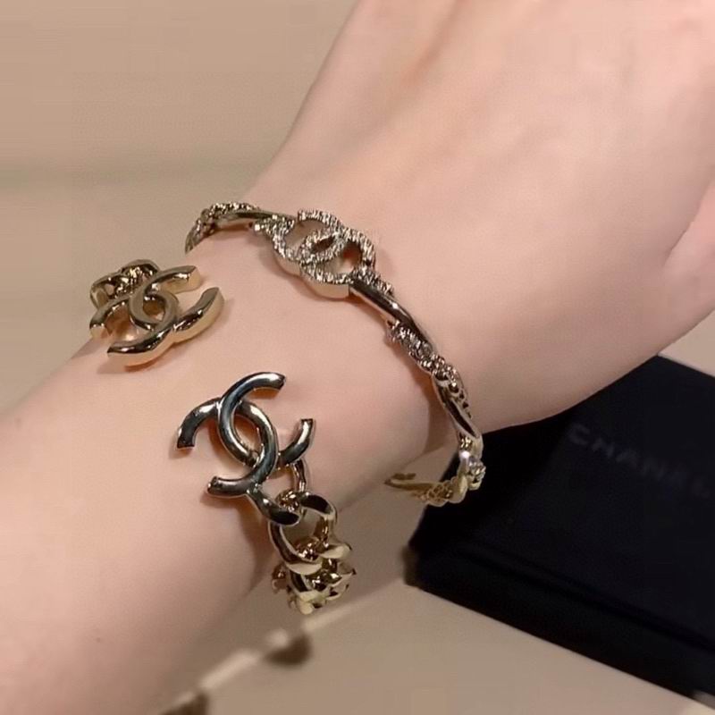Chanel Bracelet 03yxs33 (3)