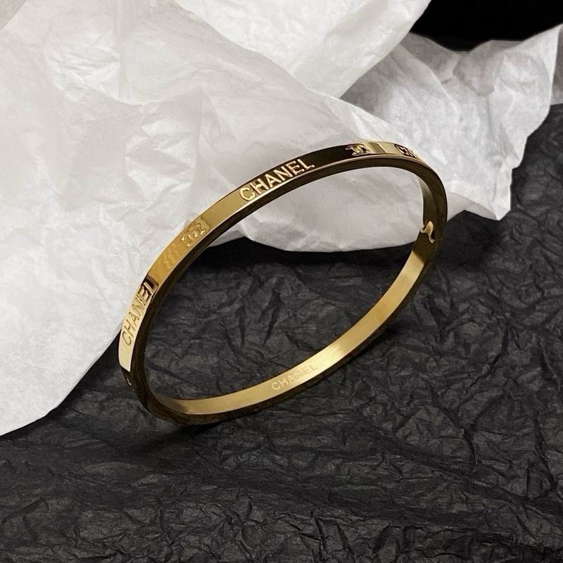 Chanel Bracelet 03yxs34 (3)