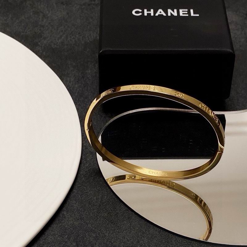 Chanel Bracelet 03yxs34 (8)