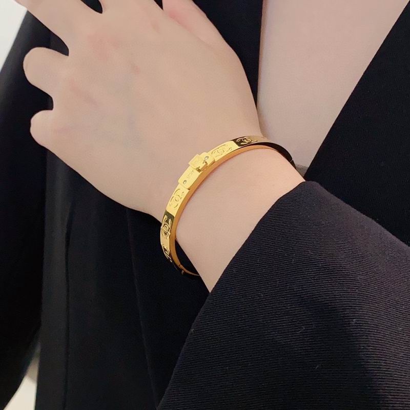 Chanel Bracelet 03yxs37 (8)