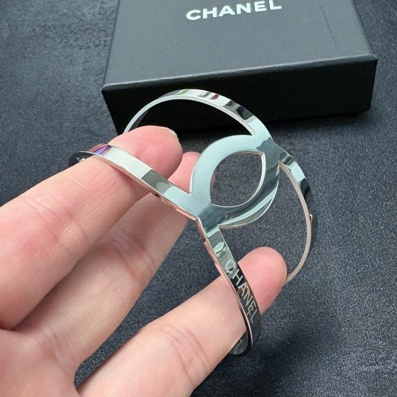 Chanel Bracelet 03yxs38 (5)