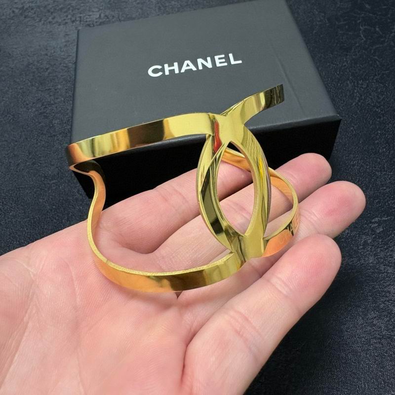 Chanel Bracelet 03yxs38 (6)