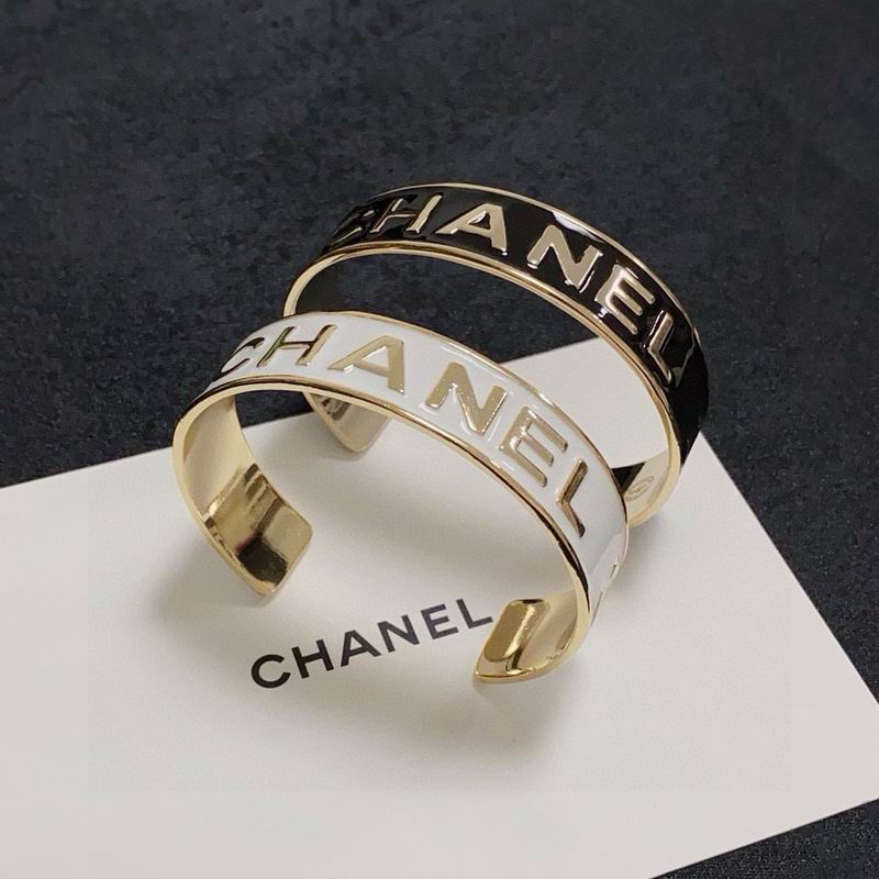 Chanel Bracelet 03yxs39 (1)