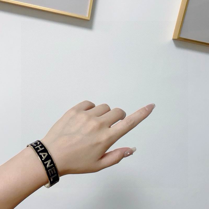 Chanel Bracelet 03yxs39 (2)