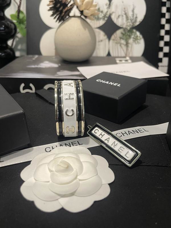 Chanel Bracelet 03yxs43 (4)