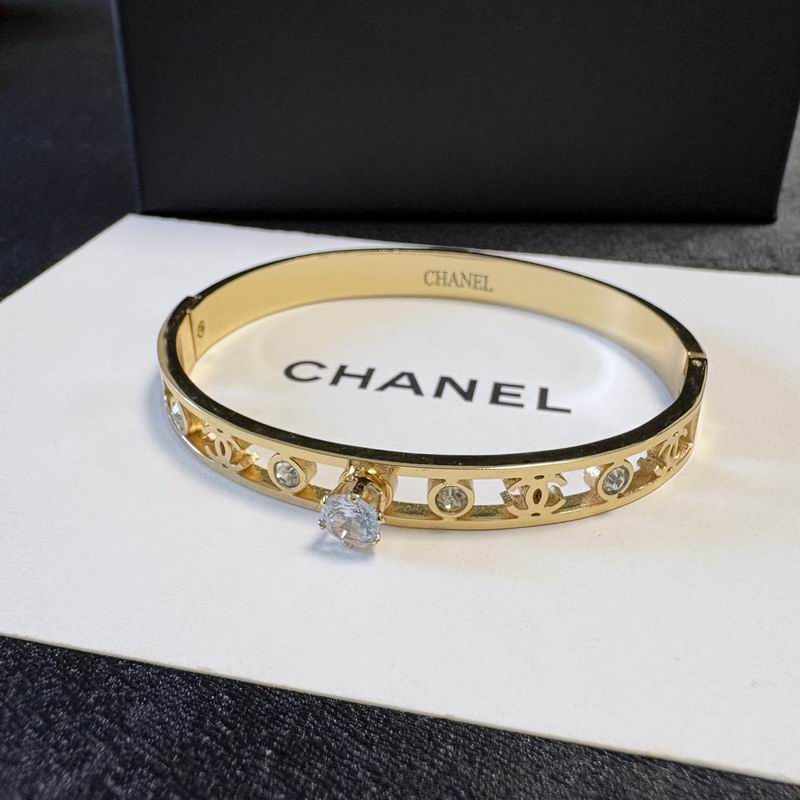 Chanel Bracelet 03yxs47 (3)