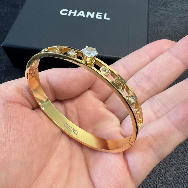 Chanel Bracelet 03yxs47 (4)