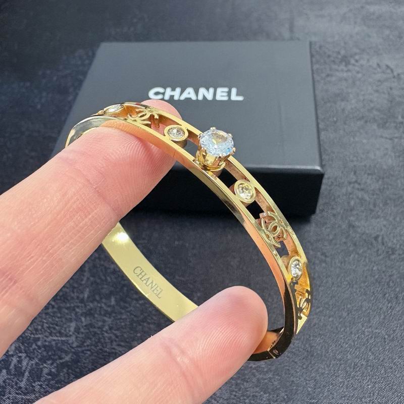 Chanel Bracelet 03yxs47 (6)