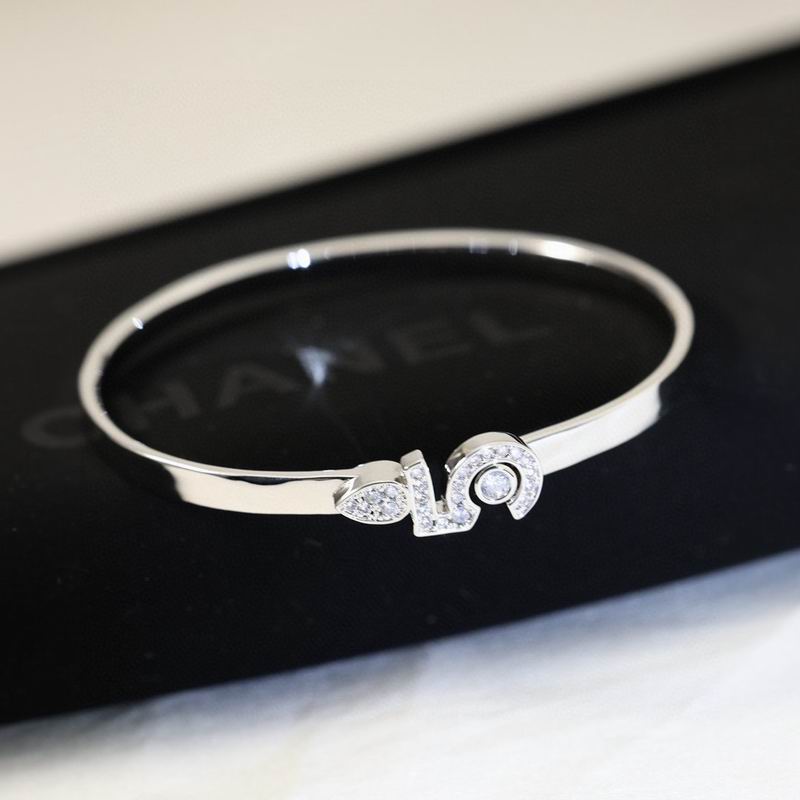 Chanel Bracelet 03yxs48 (2)