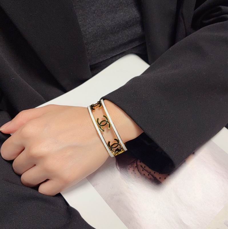 Chanel Bracelet 03yxs50 (9)