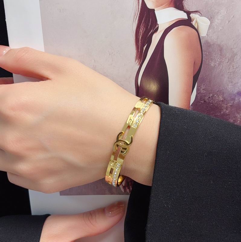 Chanel Bracelet 03yxs52 (8)