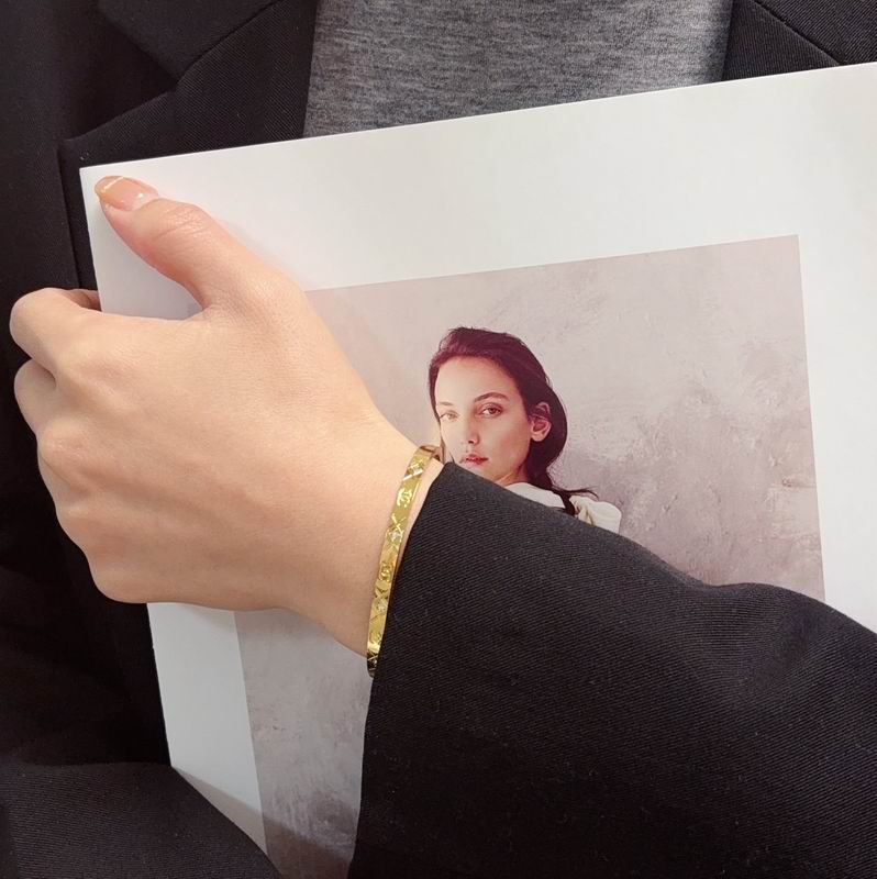 Chanel Bracelet 03yxs53 (9)