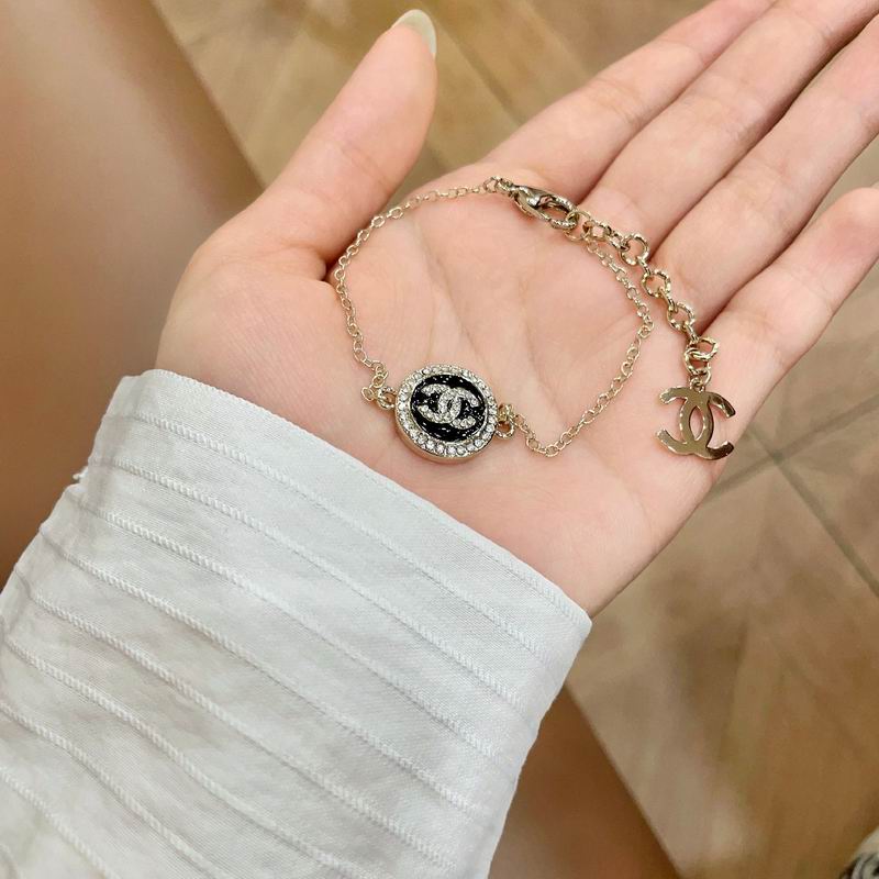 Chanel Bracelet 03yxs55 (10)