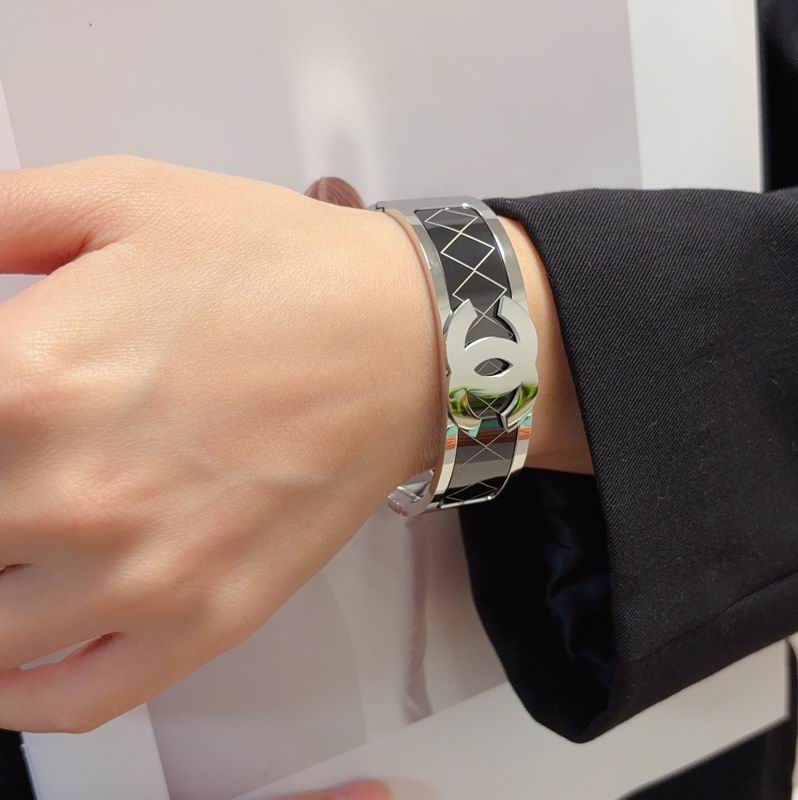 Chanel Bracelet 04yxs61 (9)