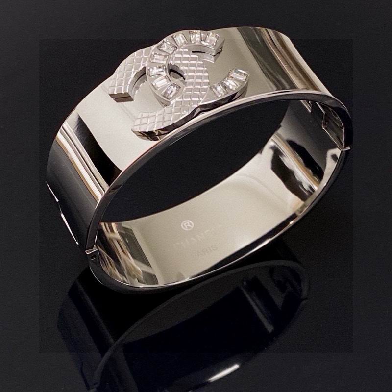 Chanel Bracelet 04yxs62 (9)