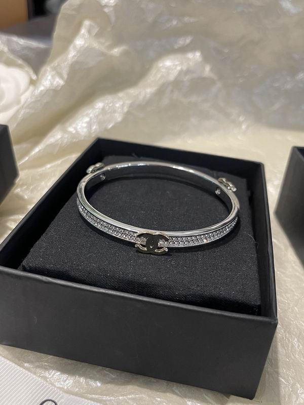 Chanel Bracelet 04yxs63 (2)
