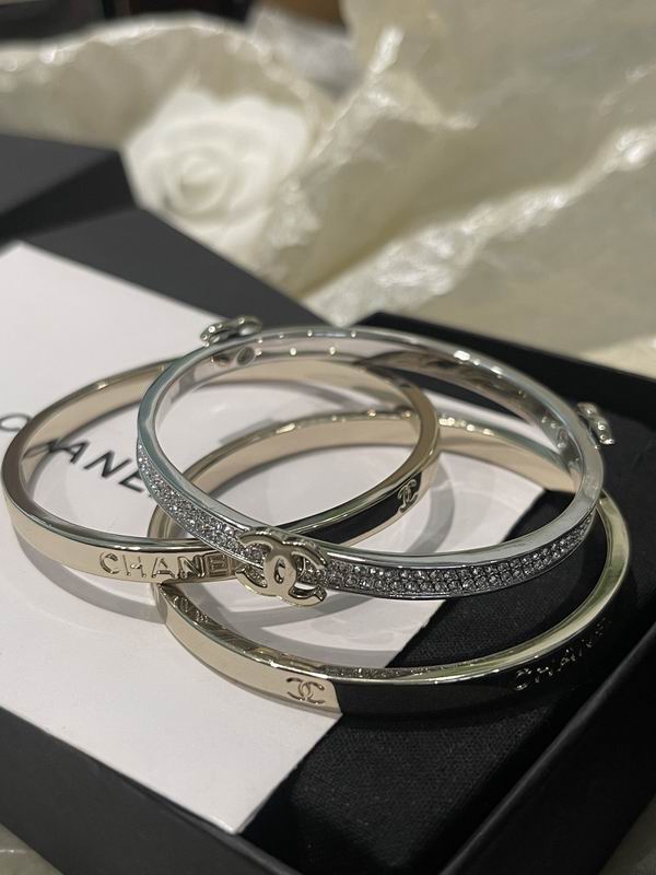 Chanel Bracelet 04yxs63 (9)