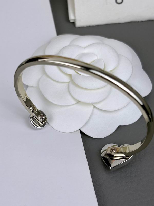 Chanel Bracelet 04yxs64 (2)