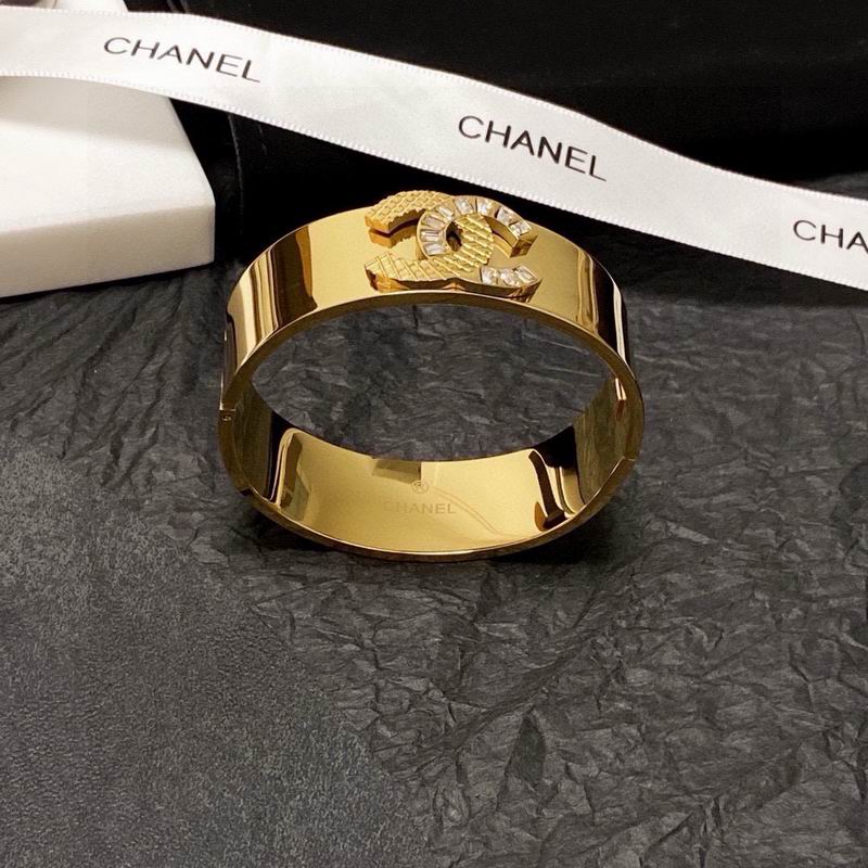 Chanel Bracelet 04yxs68 (2)