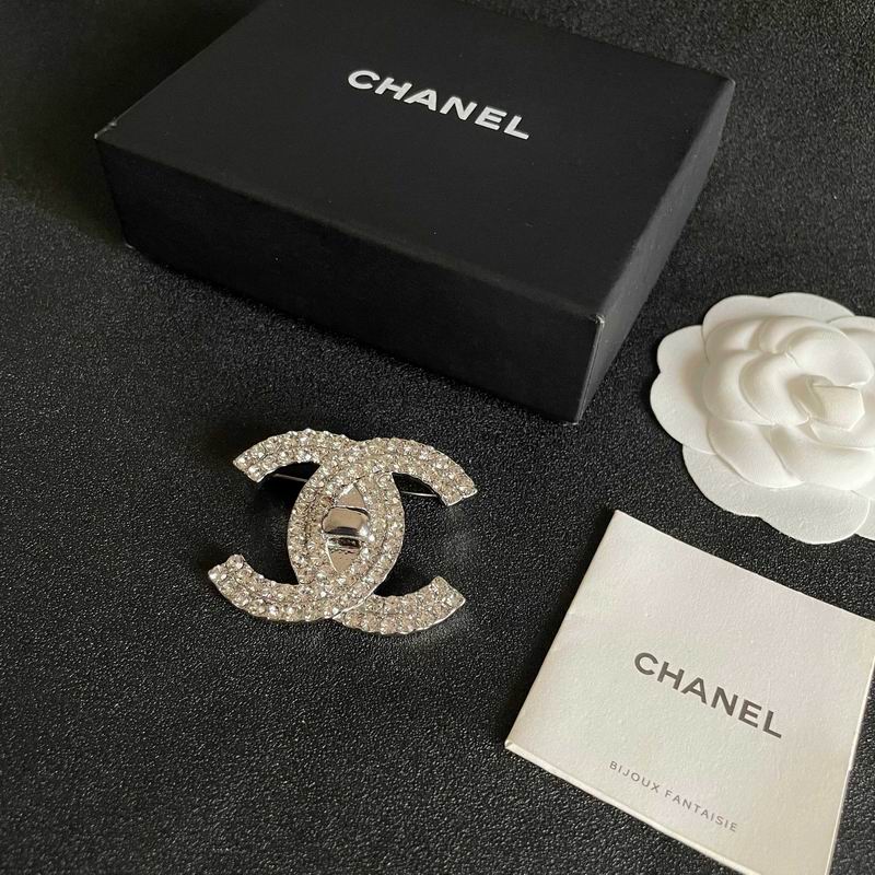 Chanel Brooch 02yxs02 (3)