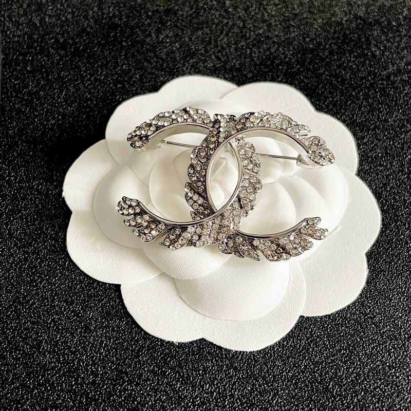 Chanel Brooch 02yxs05 (15)