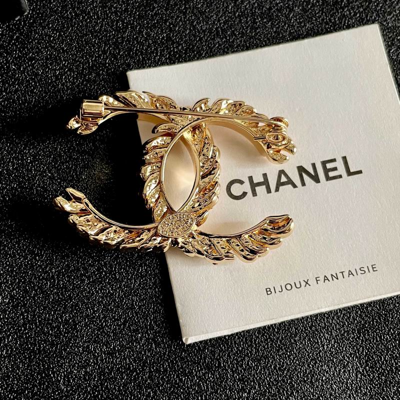 Chanel Brooch 02yxs05 (5)