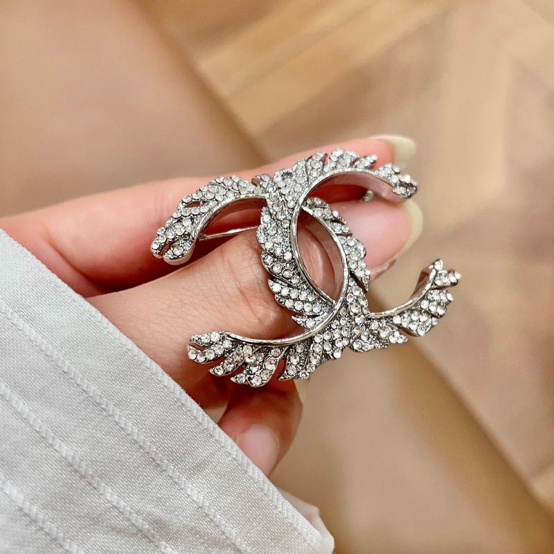 Chanel Brooch 02yxs05 (9)