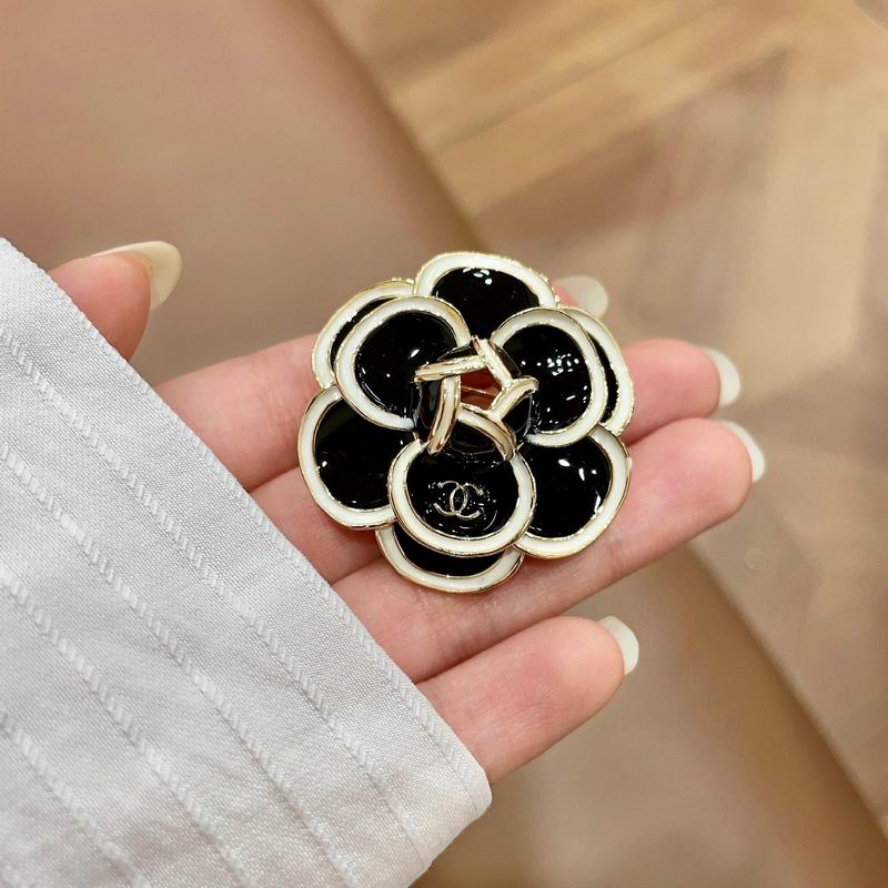 Chanel Brooch 02yxs06 (10)
