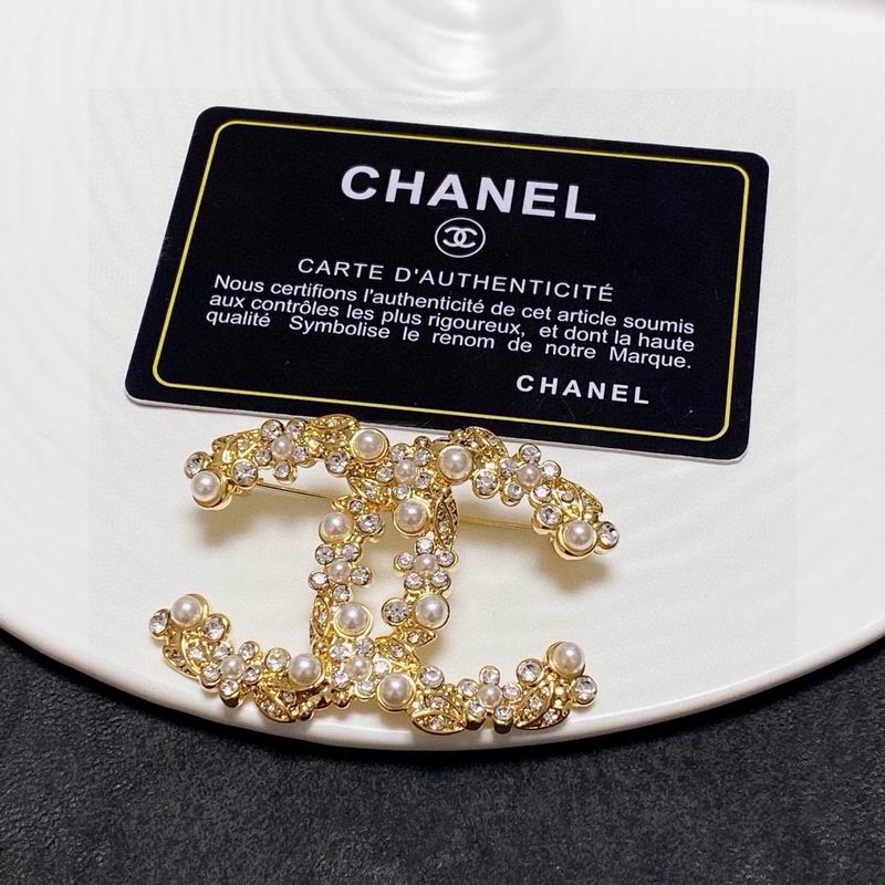 Chanel Brooch 02yxs12 (3)