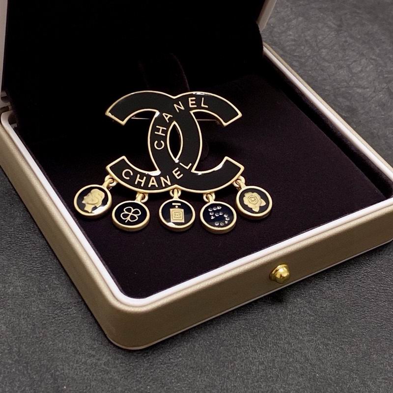 Chanel Brooch 02yxs14 (9)