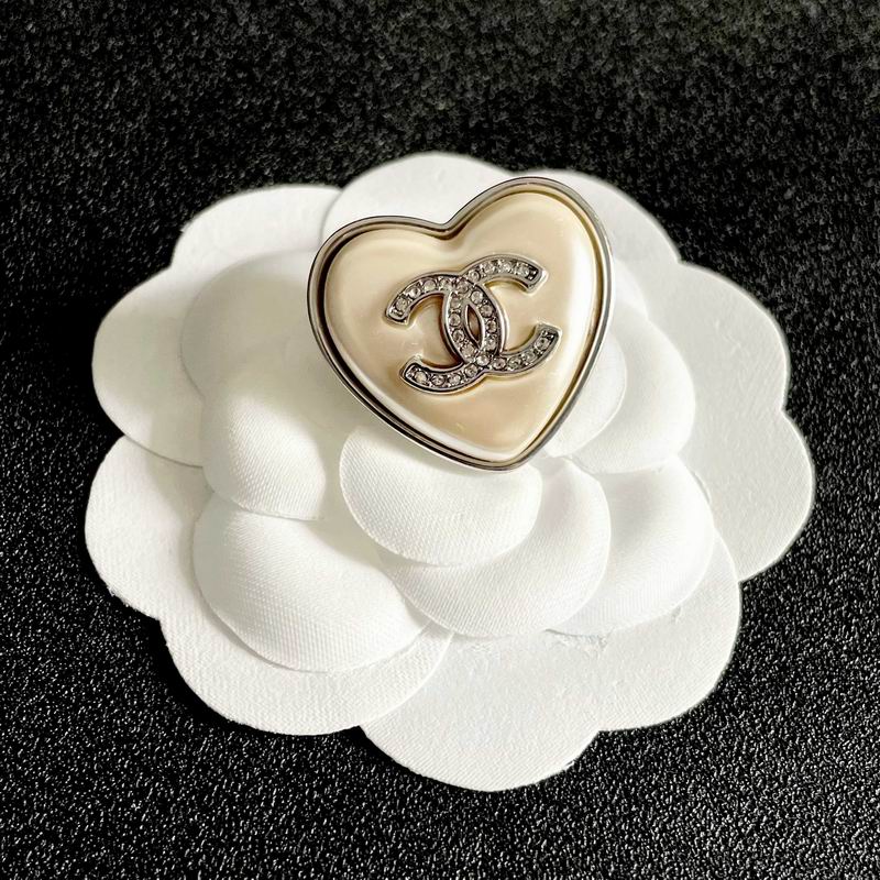 Chanel Brooch 02yxs17 (6)
