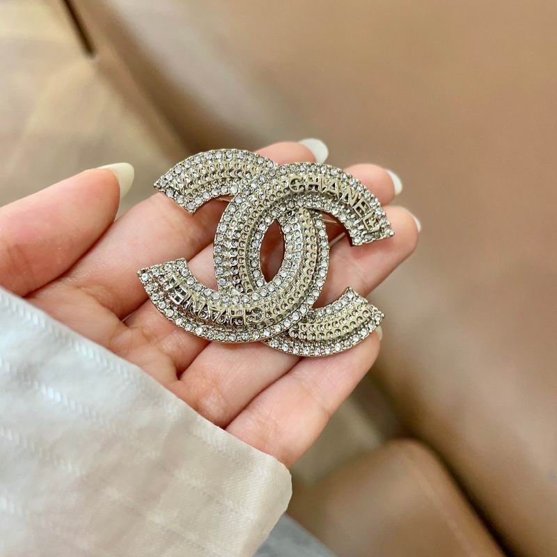 Chanel Brooch 02yxs18 (2)