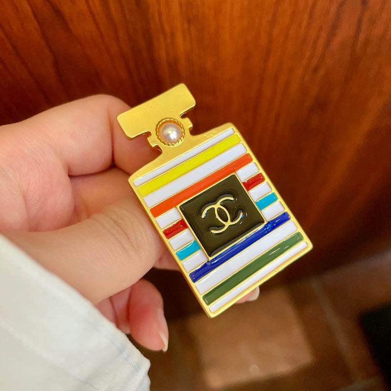 Chanel Brooch 02yxs22 (1)