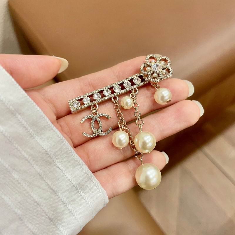 Chanel Brooch 02yxs25 (2)