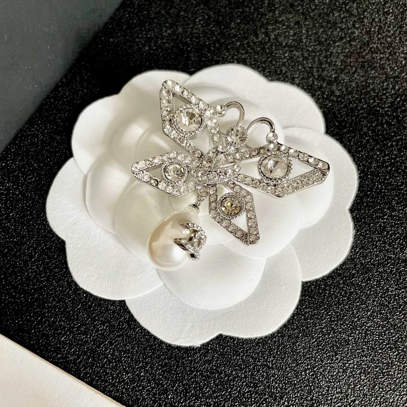 Chanel Brooch 02yxs26 (6)