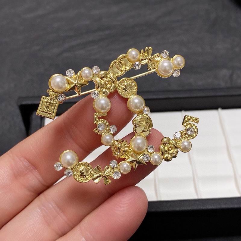 Chanel Brooch 02yxs28 (8)